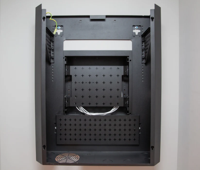 Strong SR-VERTICAL-5U – Image 9